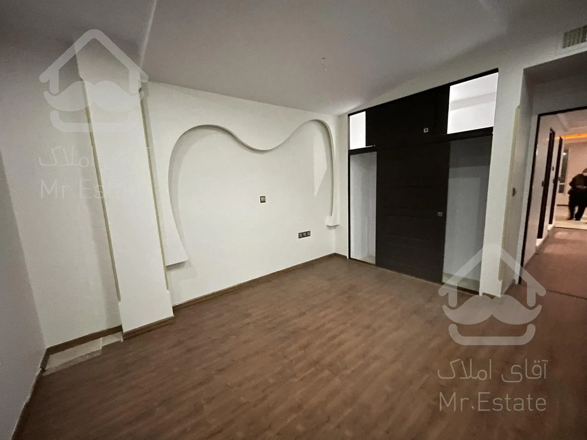 فروش۳طبقه‌نوساز/تک‌واحدی/۲۰۹ متر زمین/منطقه۲۲