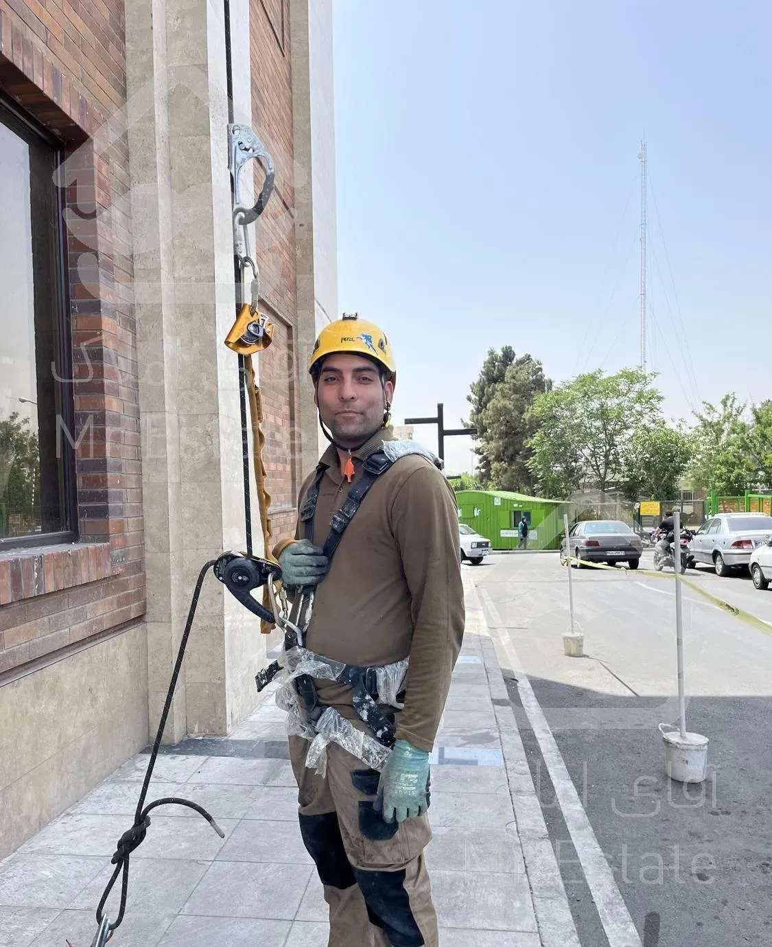 کار در ارتفاع پیج و رولپلاک راپل