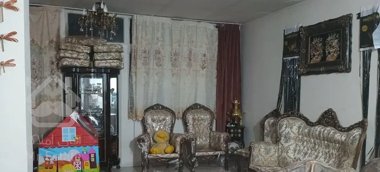 آپارتمان ۱۱۰ متری/۲ خوابه/ در ستارخان