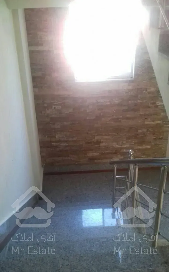 اجاره خانه ۱۳۰ متری طبقه اول در چالوس