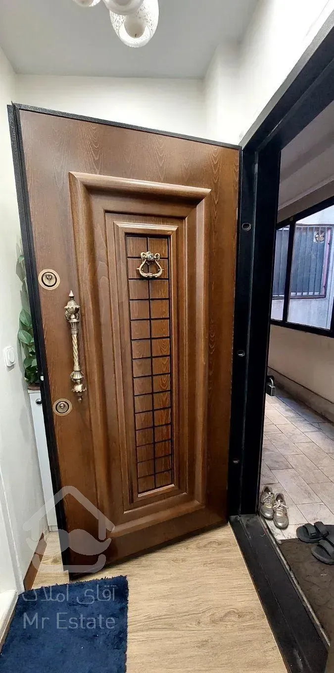 مطهری، لارستان، ۶۵ متر ۱ خوابه، فول بازسازی شده.