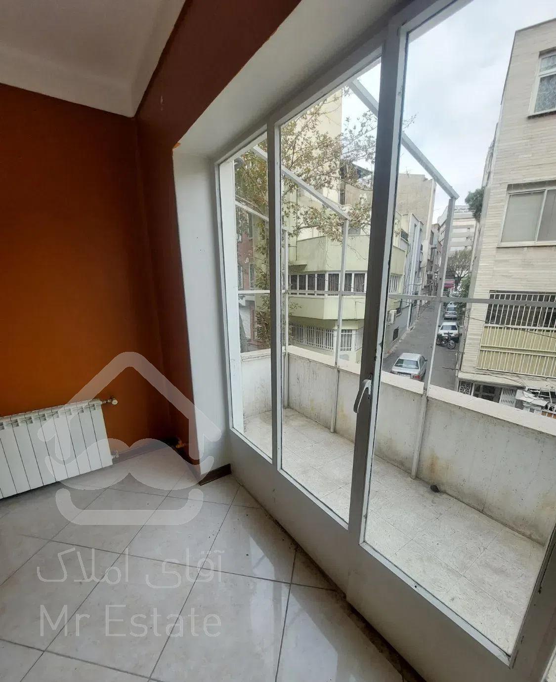 آپارتمان ۱۱۰ متری تک واحدی دوخواب