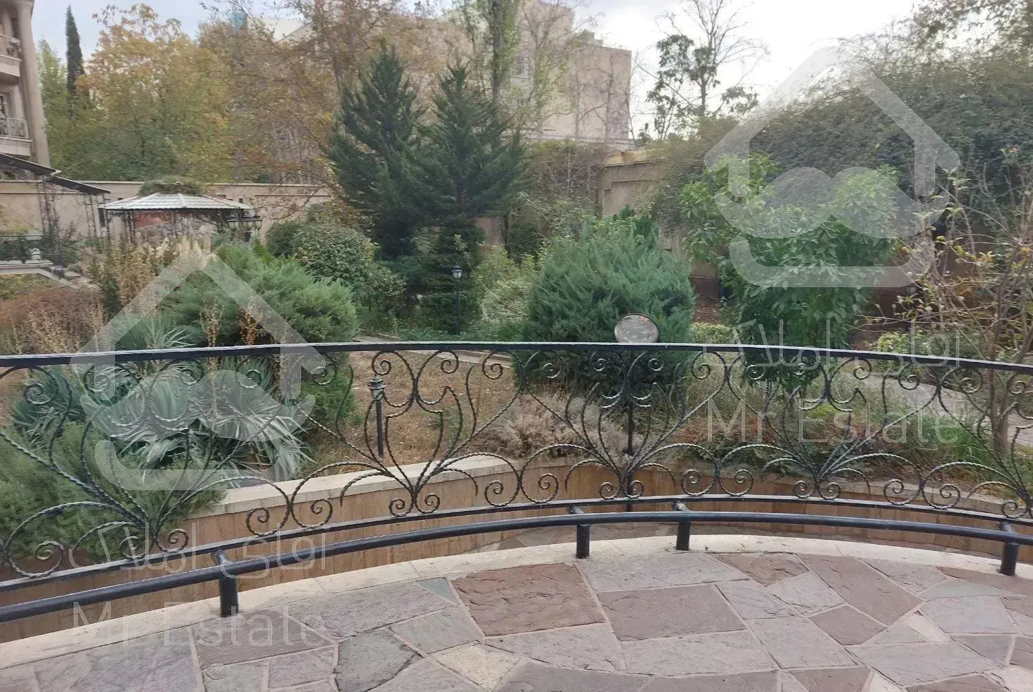 آپارتمان ۱۵۰ متر  لوکیشن دروس