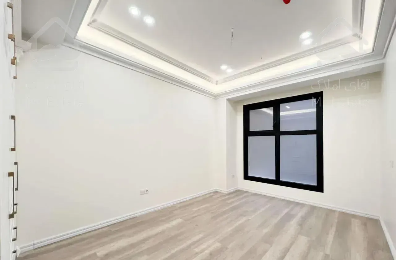 ۲۲۵ متر ۳خواب پاسداران ۲پارکینگ فول