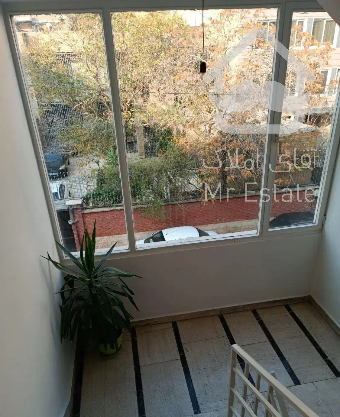 175  متر  دو  خوابه  سنایی  میرزای شیرازی