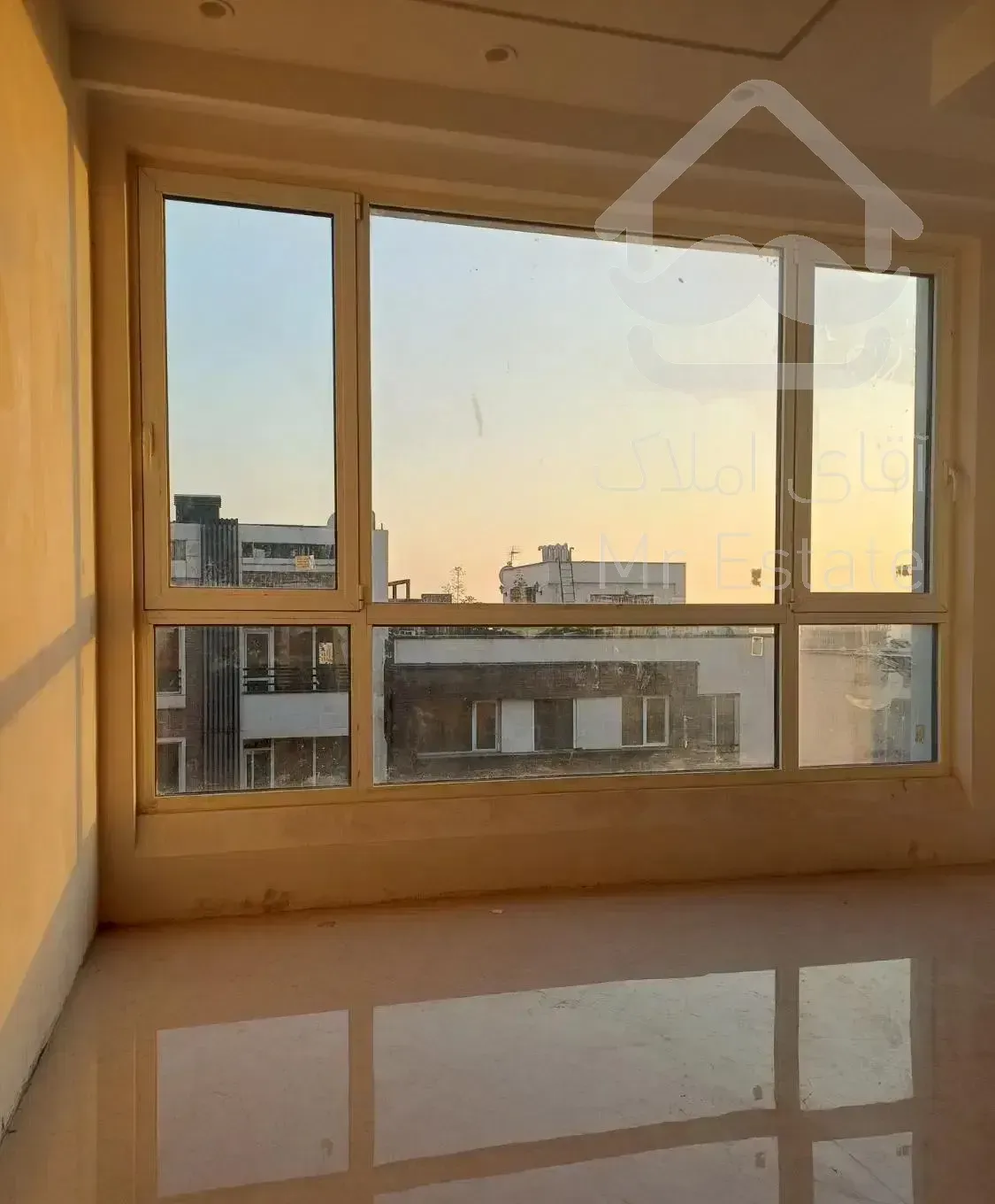 ۱۶۵متر جردن روبه آفتاب