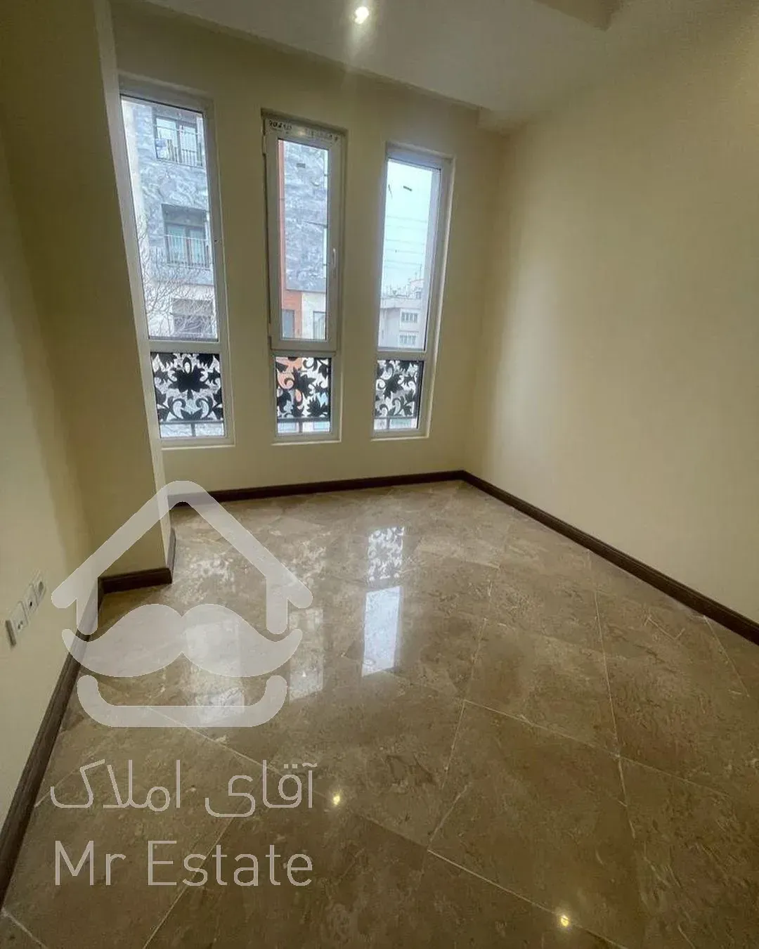 فروش آپارتمان// ۲خوابه // کلیدنخورده