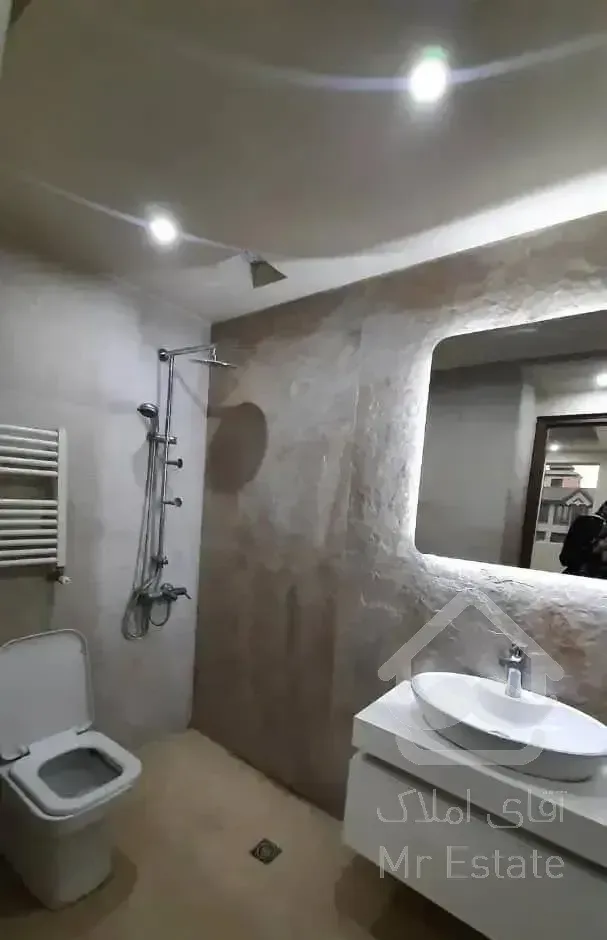 ریحانی شمالی/۱۴۱متر ۳خواب/۲ پارکینگ باکس