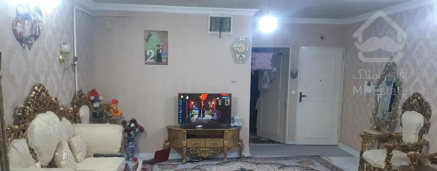 فروش واحد مسکونی ۶۱ متری در امین حضور