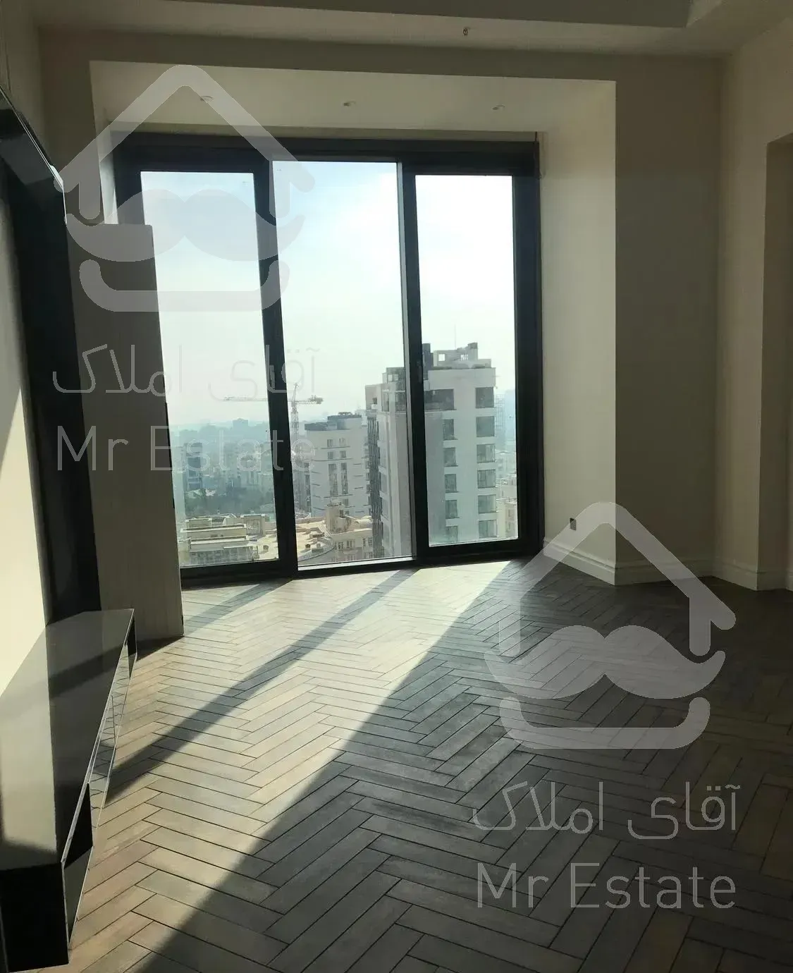 آپارتمان ۲۶۰ متری دروس ۴ خواب فول مشاعات