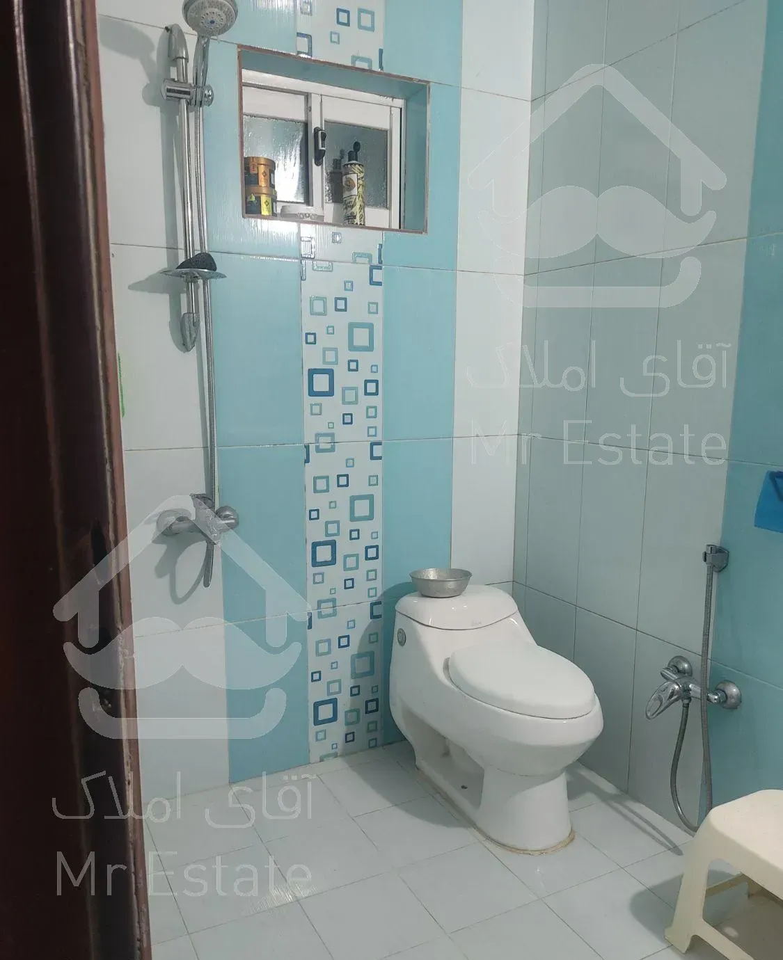 آپارتمان ۱۴۰ متری در شمس آباد