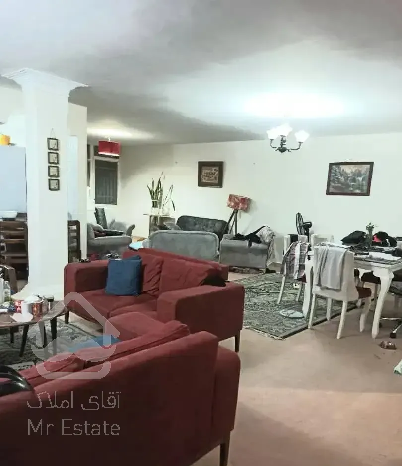 ۱۳۰متر/۳خوابه/۶۰متر حیاط اختصاصی/ویژه