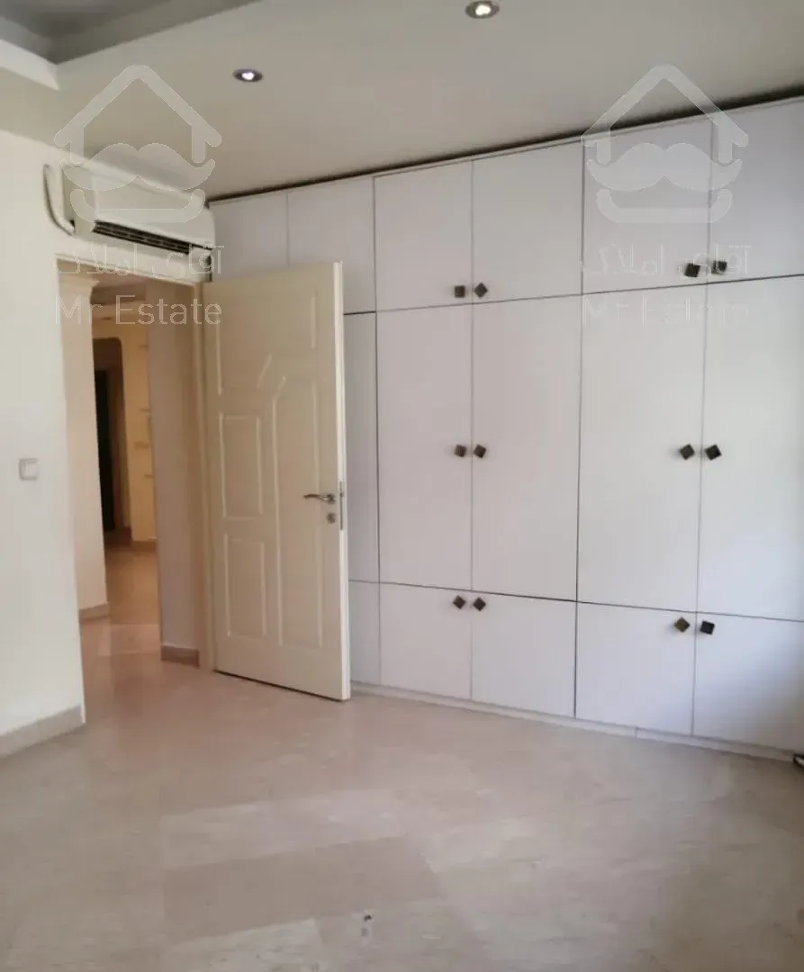 آپارتمان ۱۱۳ متری ۲ خوابه واقع در سعادت آباد