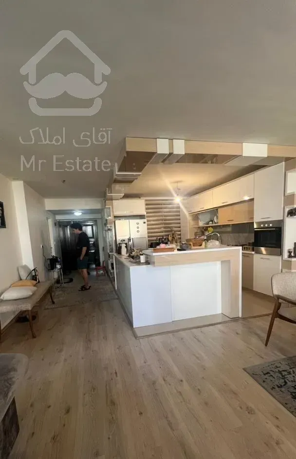 آپارتمان 115متری دو خوابه در گاندی