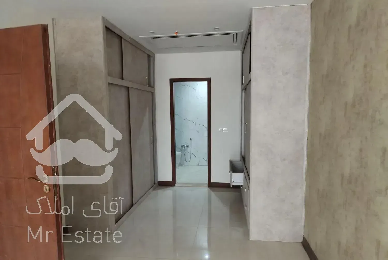 رونیکا،۱۰۷متر،کلید نخورده،پلاس،پاسداران