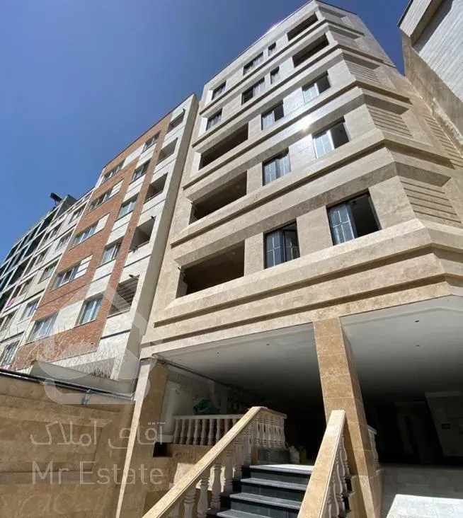 ۶۵ متر ، نوساز ، ۱۵ متر حیاط خلوت