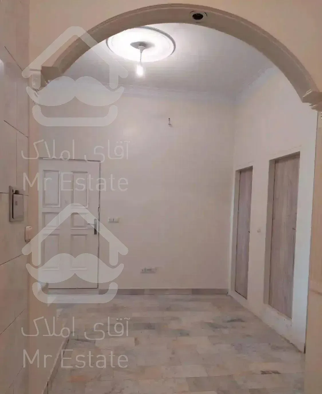 ۶۰ متری  ، تهران شرق ، ۱۵ متر حیاط خلوت مسقف