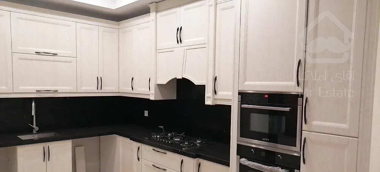 فروش آپارتمان ۲۰۹ متری ۴ خوابه در مرزداران