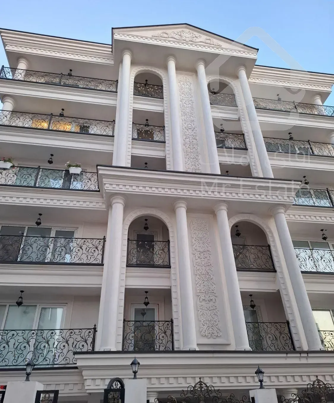 طالقانی ۱۴۵ متر ۳ خواب باویو جنگل