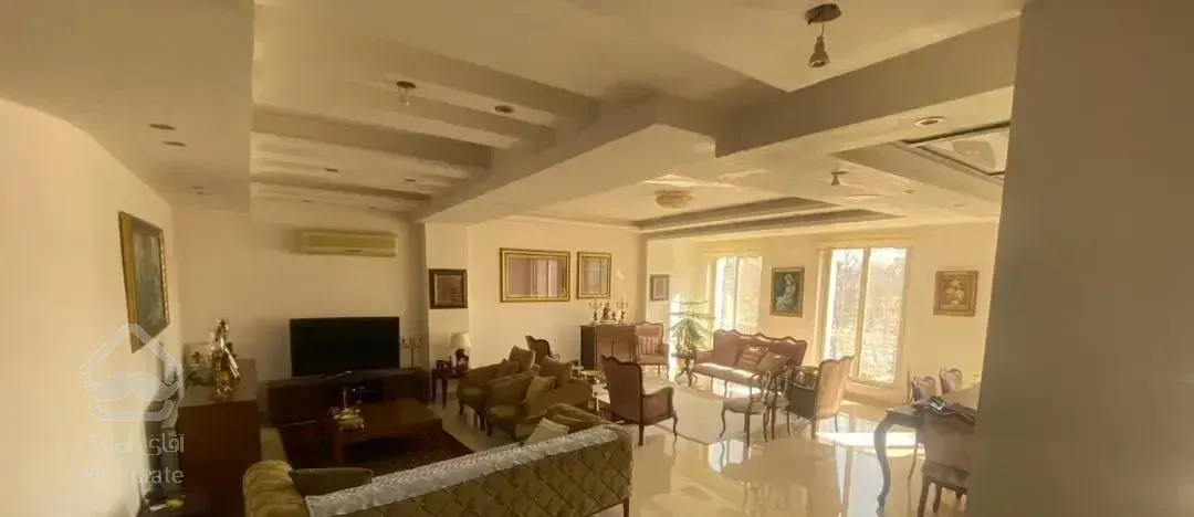 آپارتمان ۱۷۰ متری تاپ لو کیشن هراز