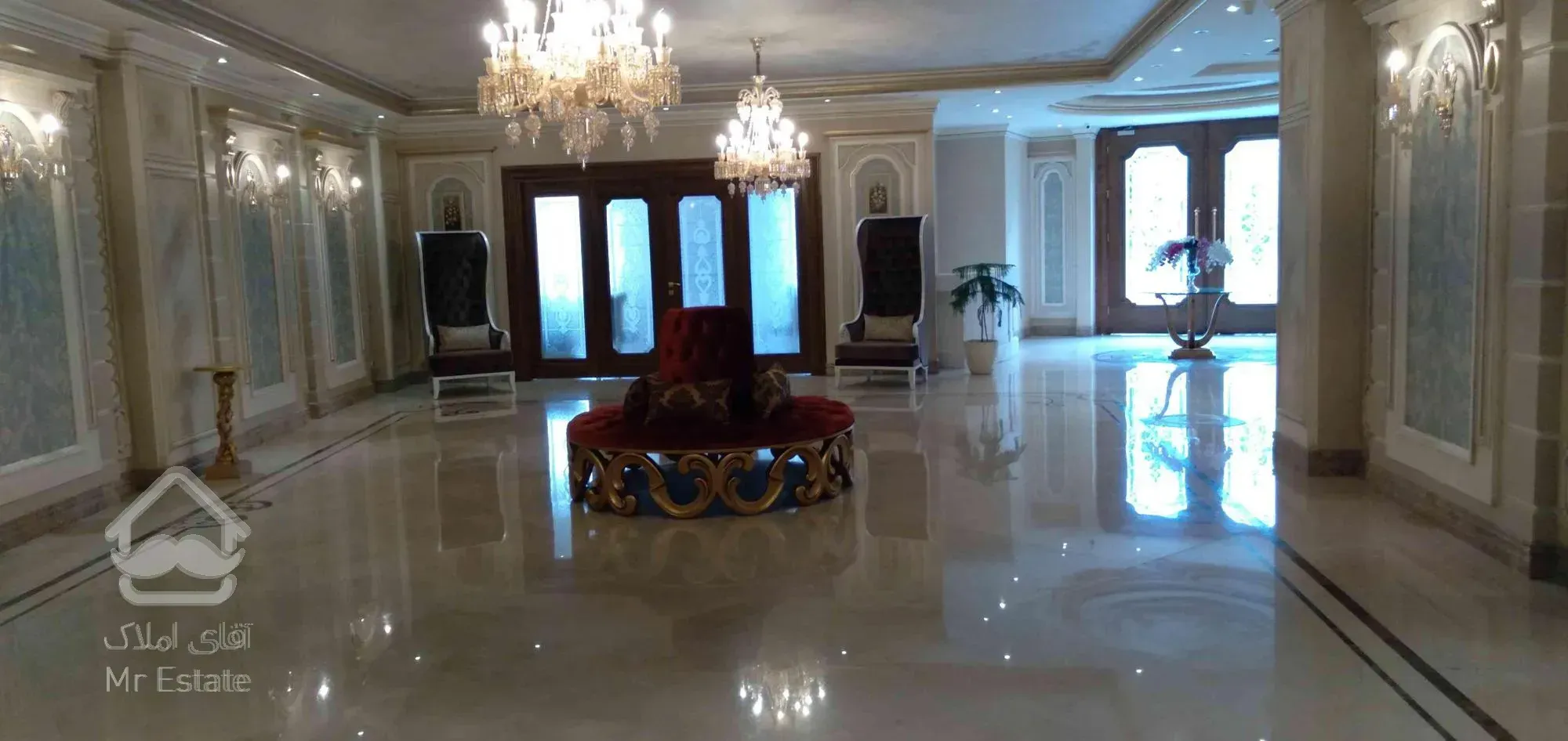 رهن و اجاره ۲۸۵ متری فرمانیه