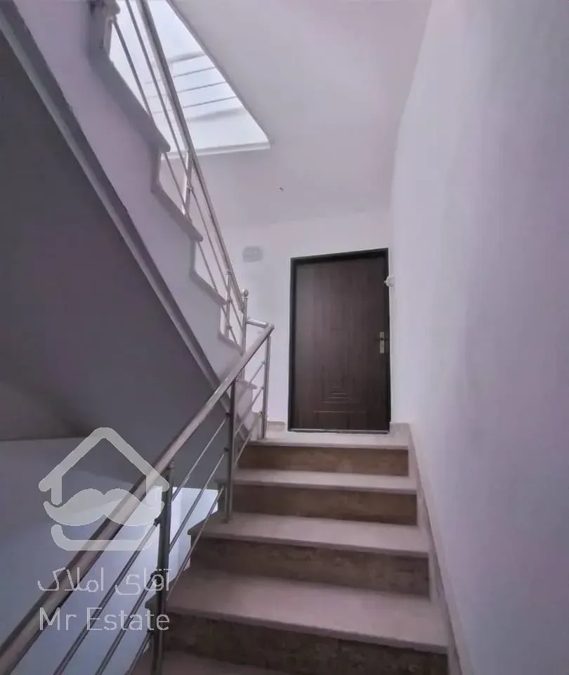 آپارتمان۳تا تک واحده طبقه۲سندتکبرگ کلیدنخورده