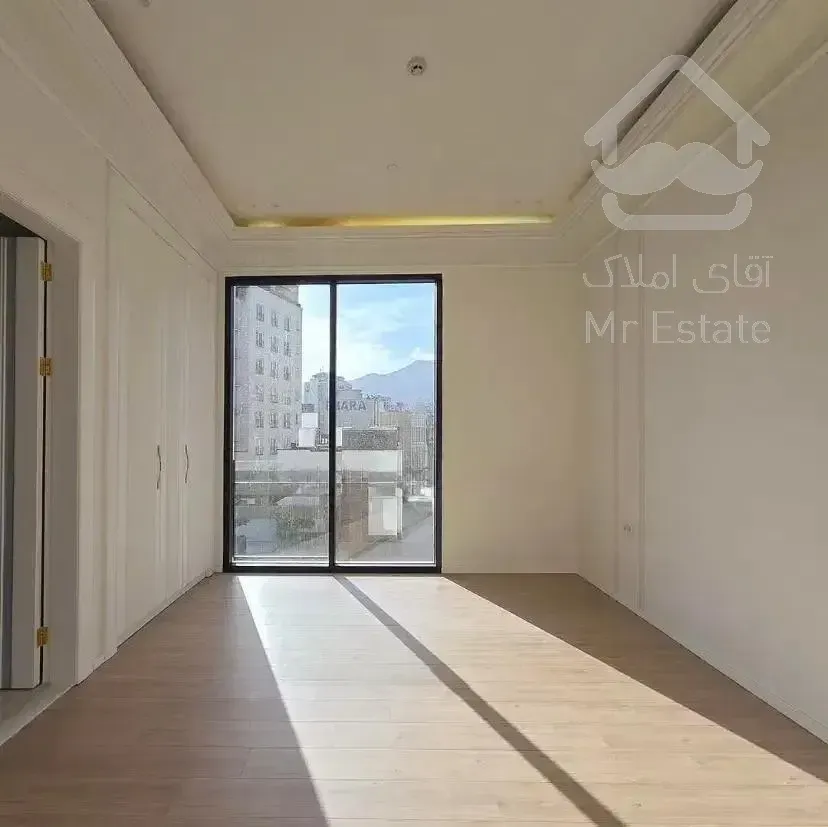 آپارتمان ۳۵۰ متر پشت حاشیه ملک آباد