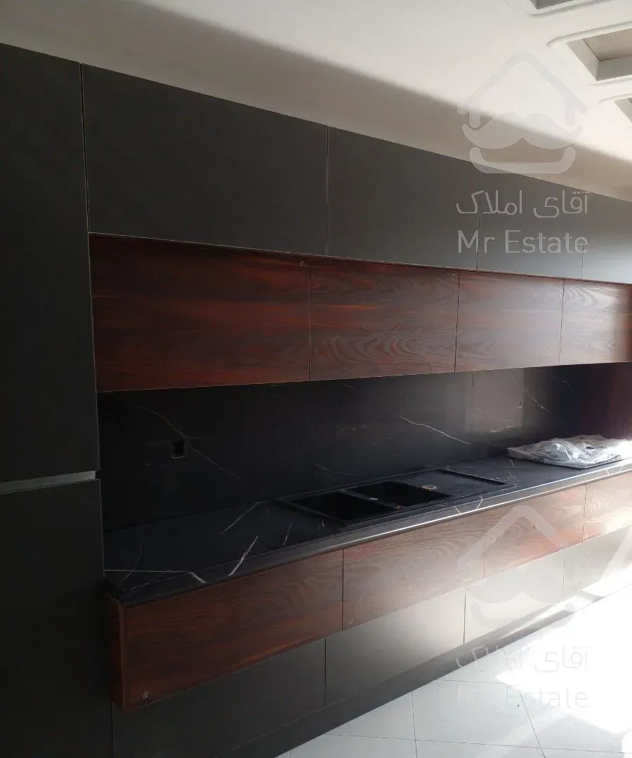 ۱۳۰ متر اپارتمان.۲ خواب.در همایونشهر.لطفعلیخانی.