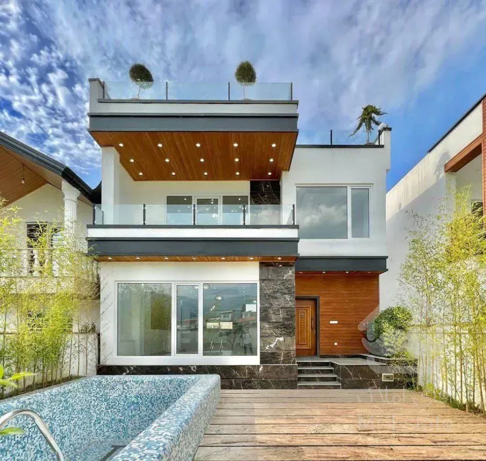 ویلا مدرن/شرایط اقساط ۱۲ماهه بدون بهره/سندار