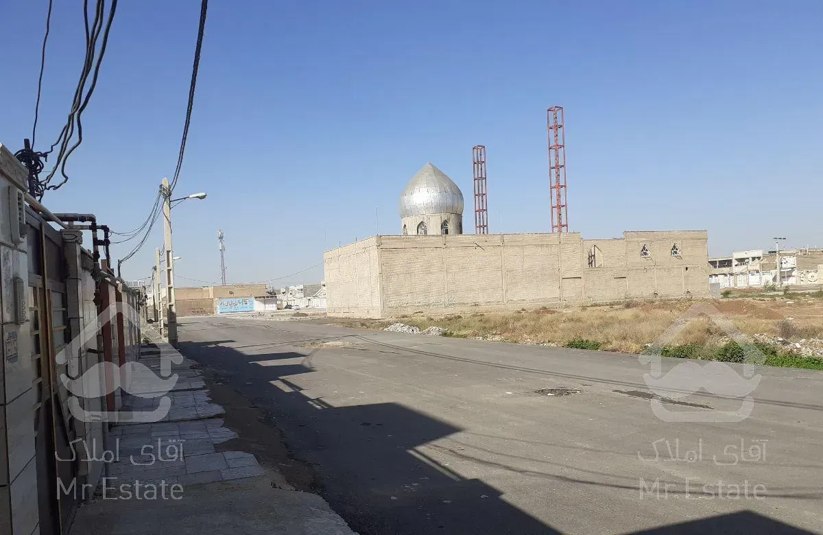 واحد شهرک برق ۹۵ متری