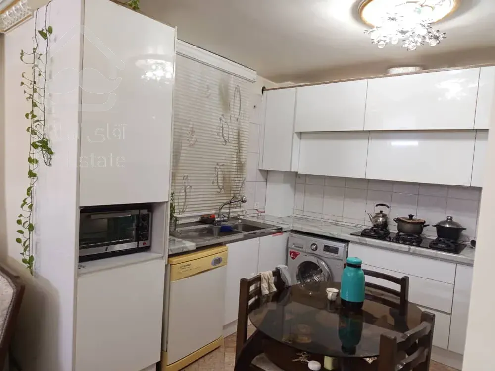 110 متر بهترین لوکیشن دو خواب دو پارگینک