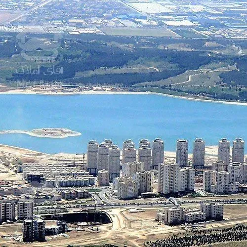 واحد ۸۰ و ۱۲۰ برج هایپرلوکس دریاچه چیتگر