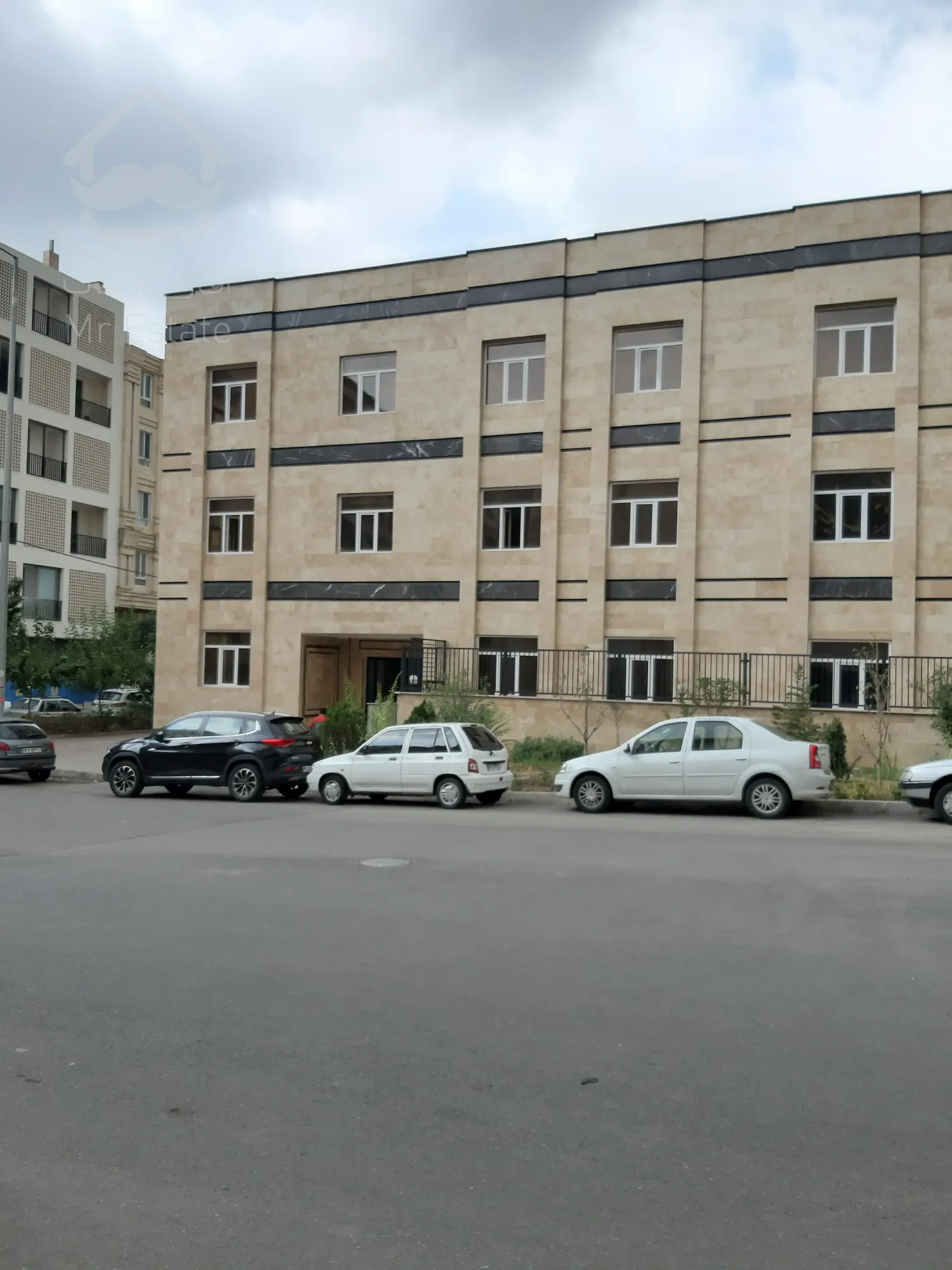 فروش مغازه در رونیکا مال هروی با شرایط پرداخت اقساط