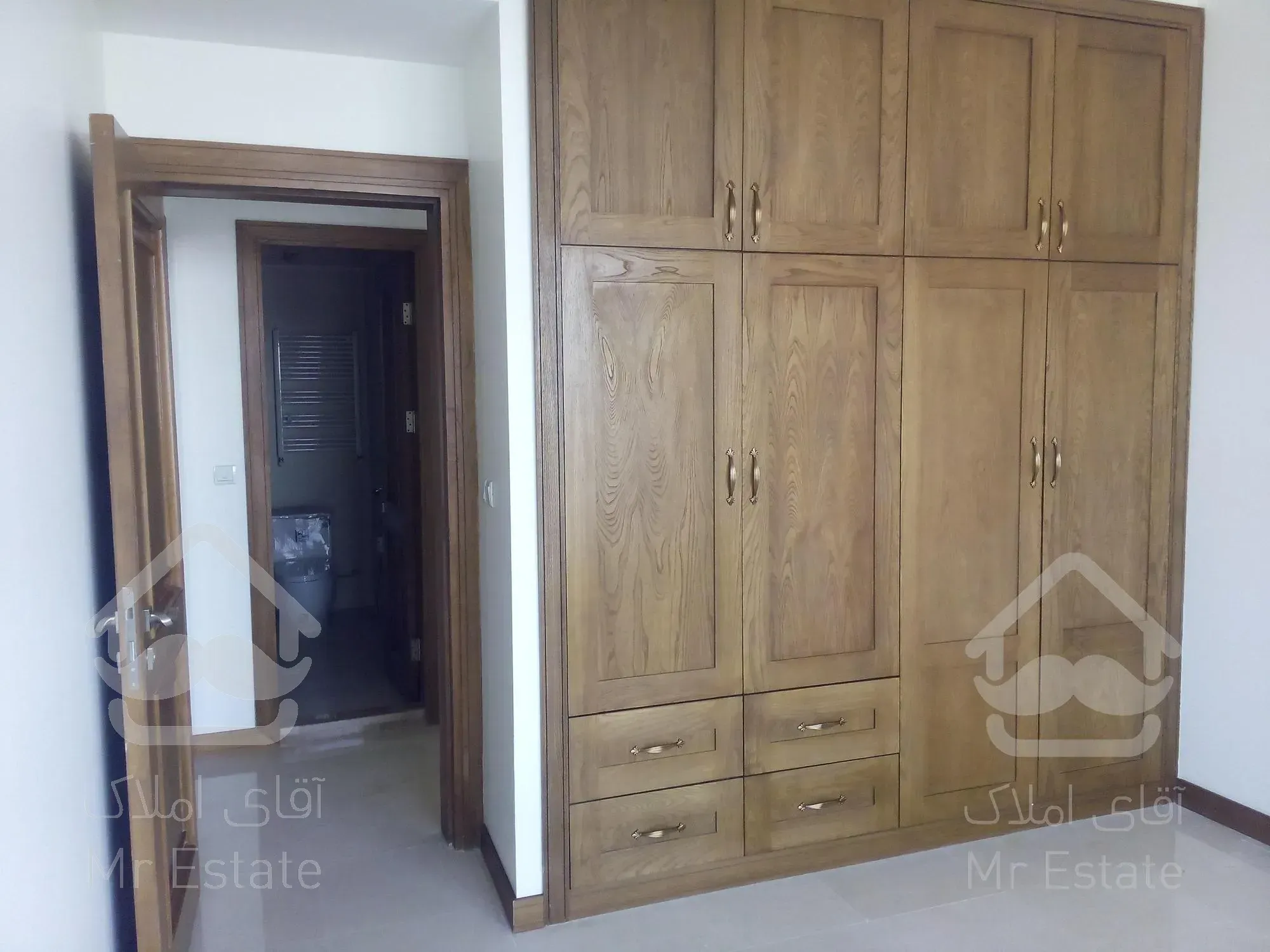 کلید نخورده/۱۴۰ متر/غرق نور