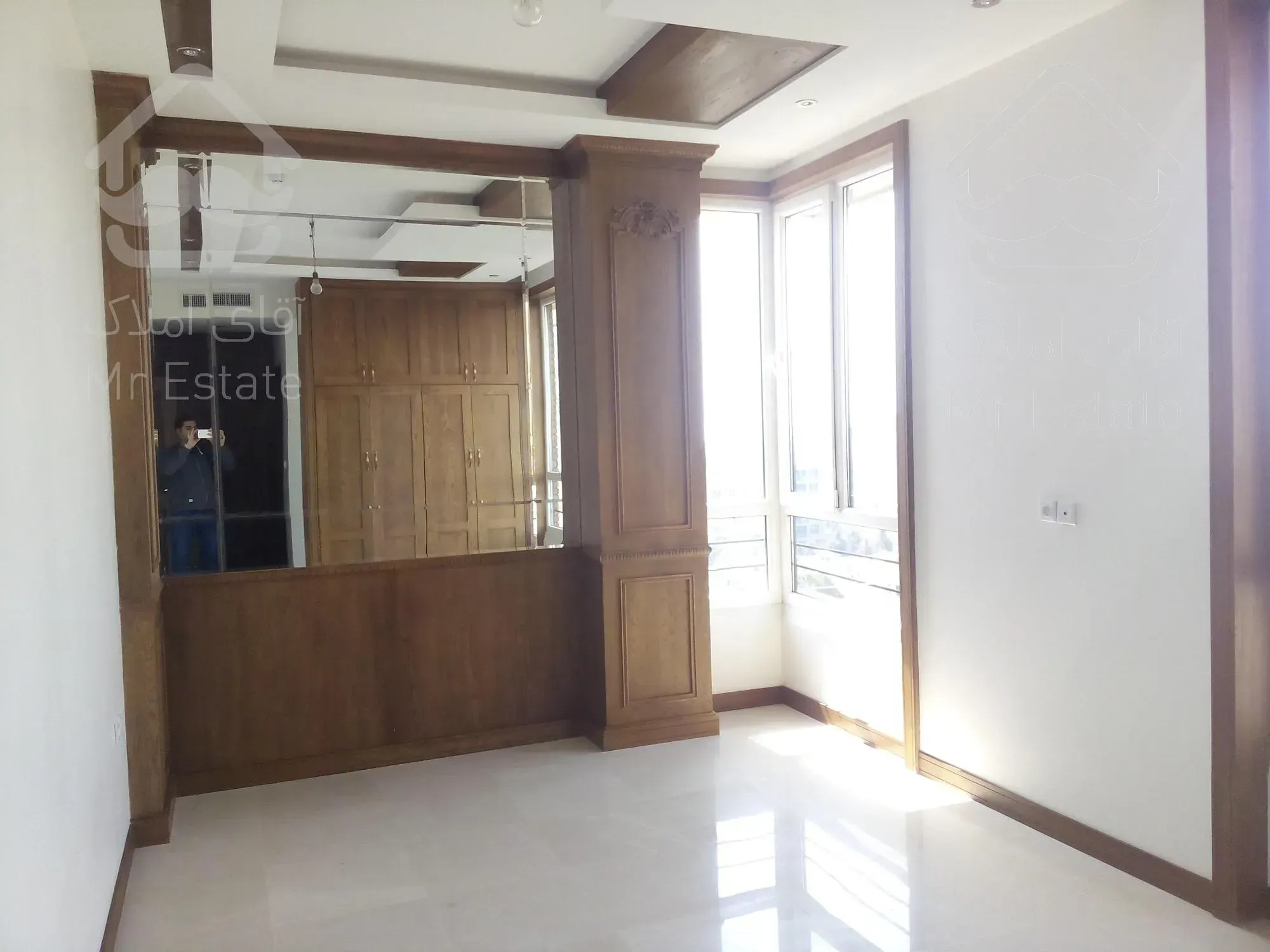 کلید نخورده/۱۴۰ متر/غرق نور