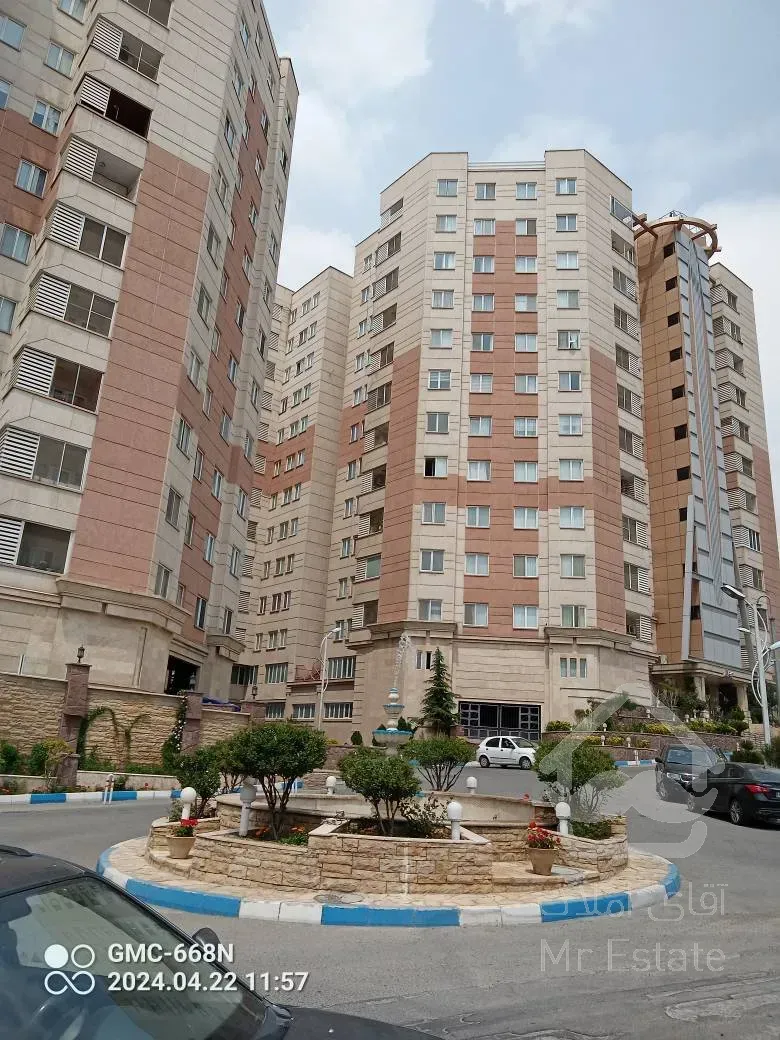 فروش / معاوضه / رهن کامل / رهن و اجاره   آپارتمان  سعادت آباد