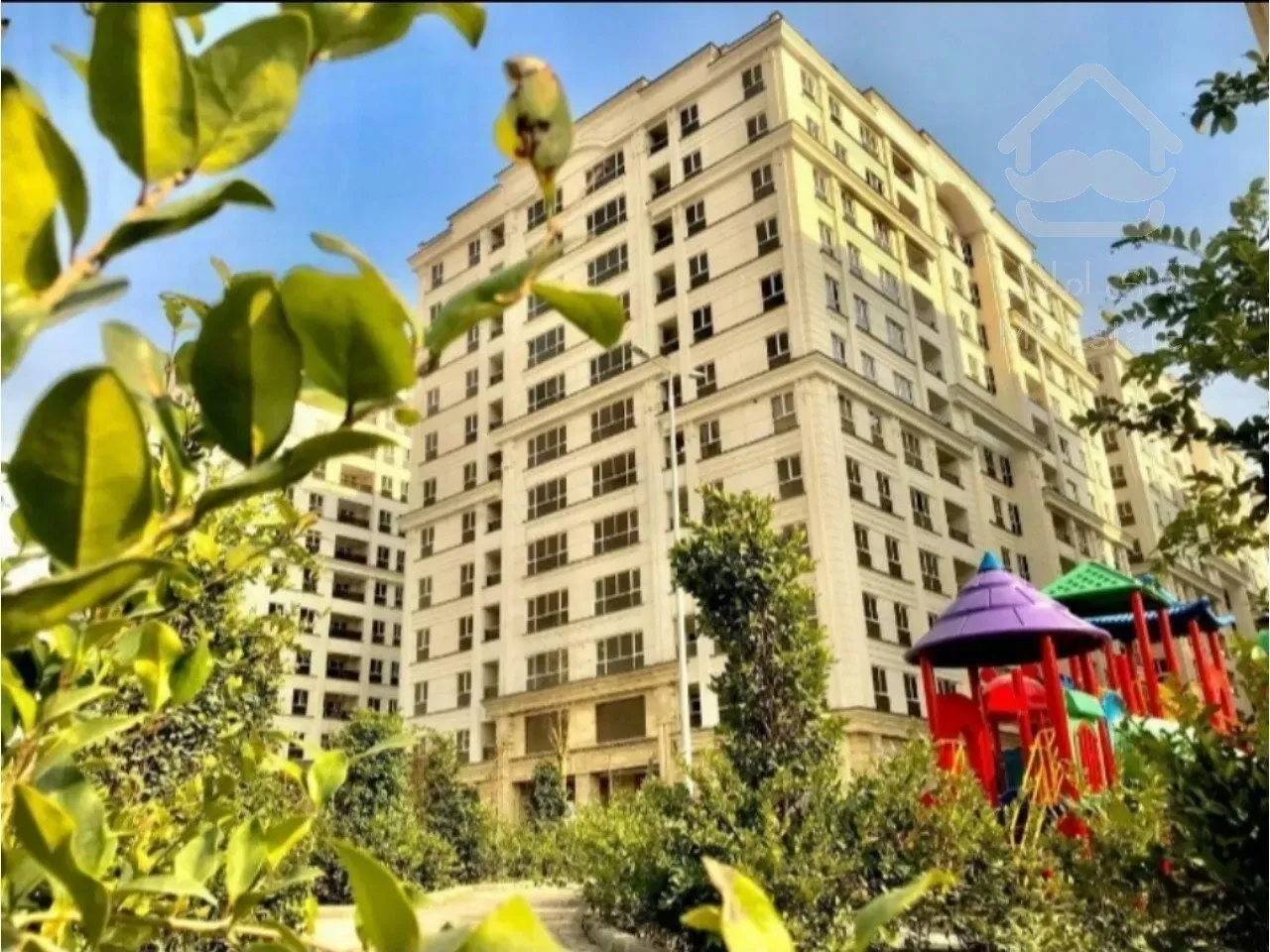 پروژه هوشمند و مدرن رونیکا پلاس تهرانسر/ ابنیه سازان مقاوم قربانی/ حاج رحیم قربانی/چیتگر دریاچه