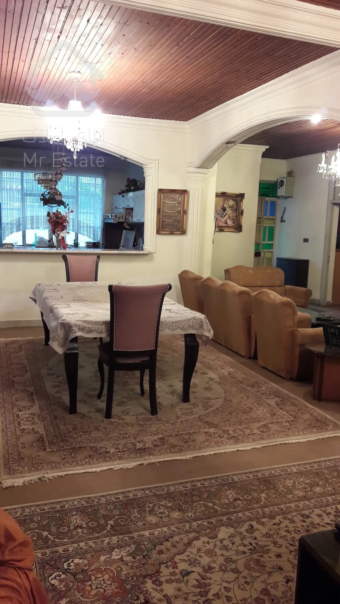 ملک ویلایی حیاط دار