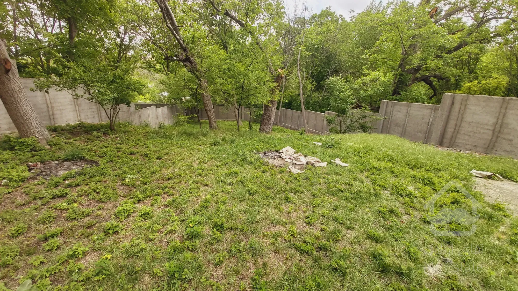 فروش 1100 متر باغ با جواز ساخت در مراء دماوند