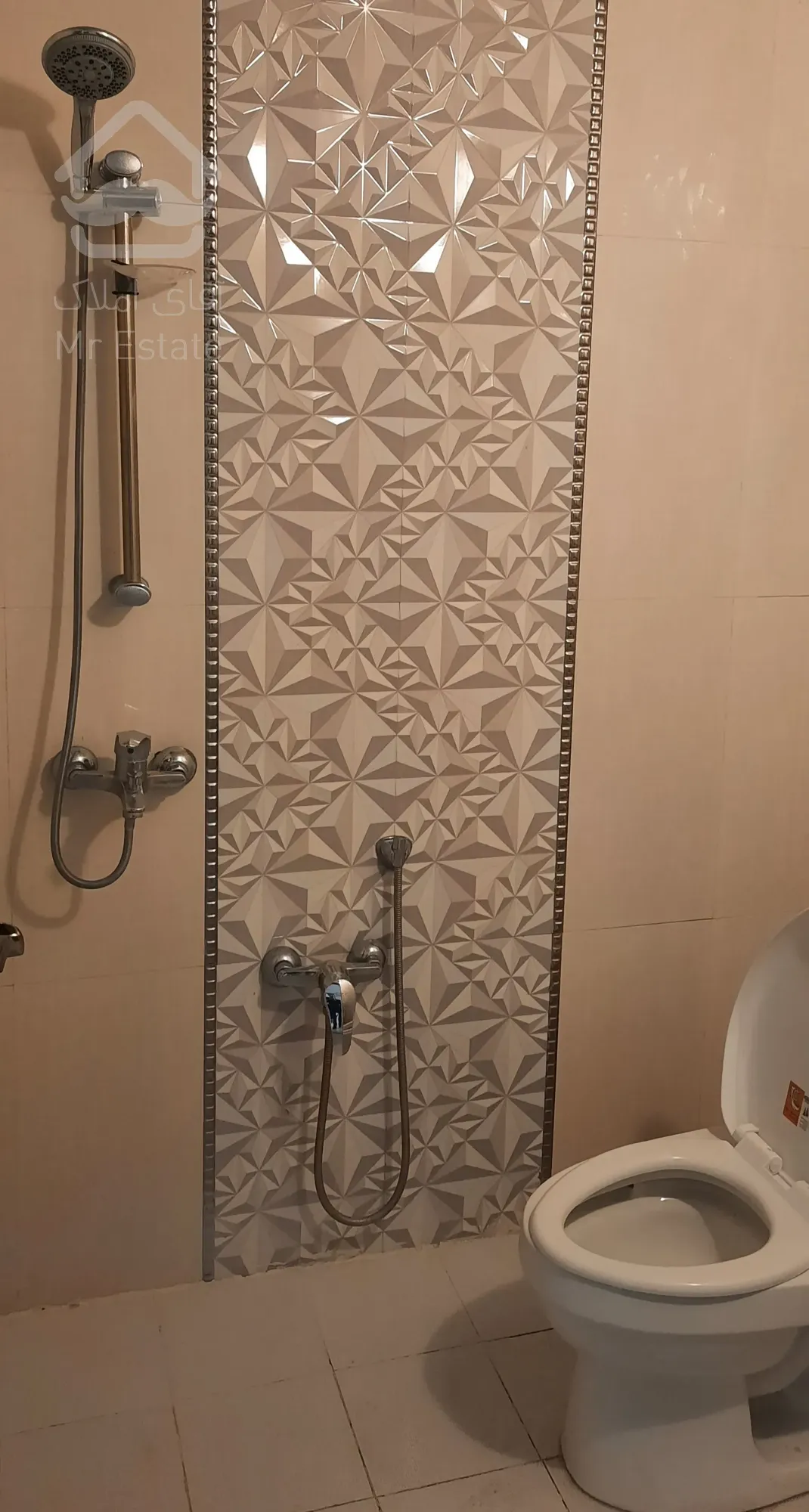 آپارتمان ۱۰۰ متری الهیه ۳۷