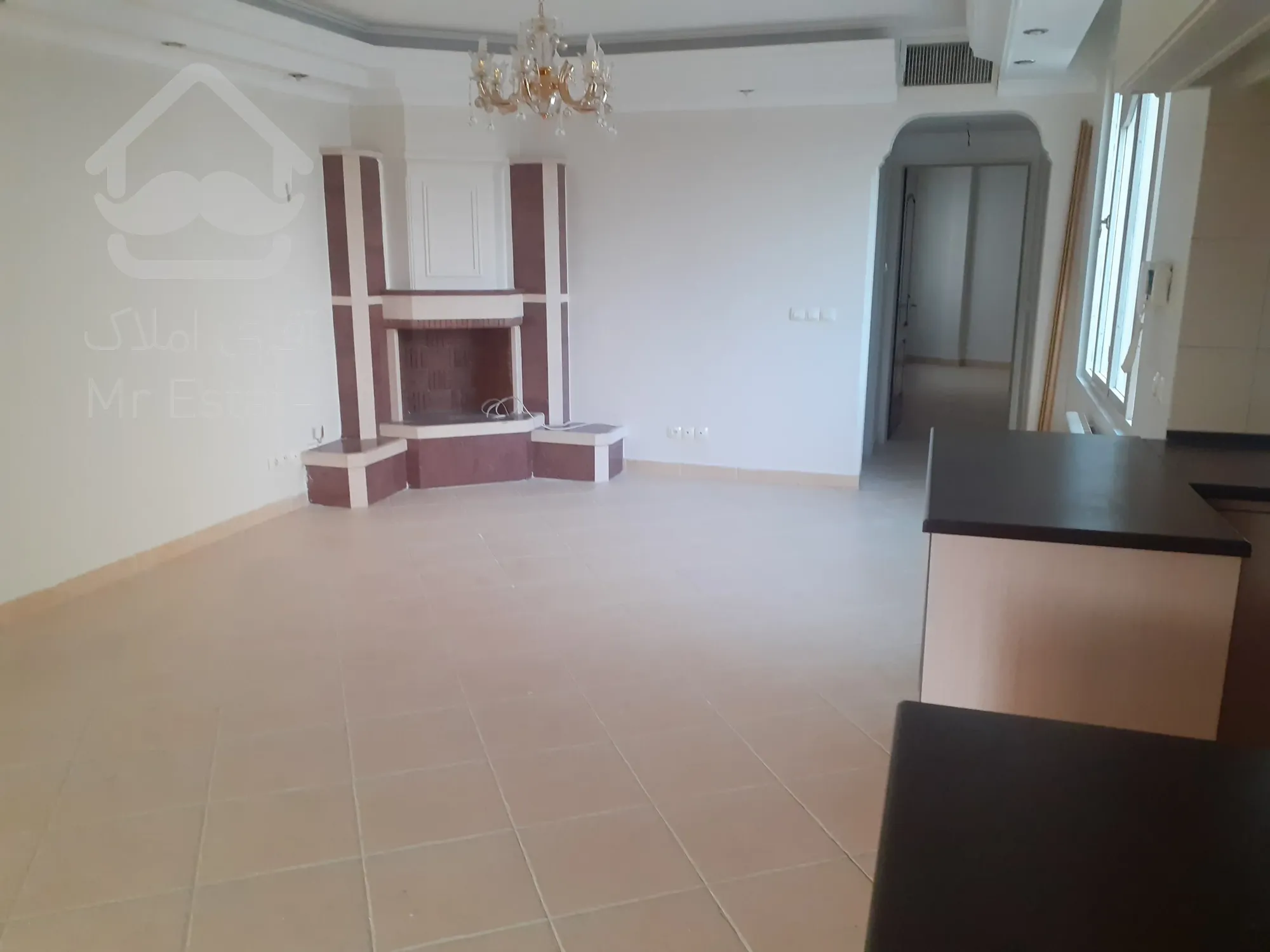 فروش 100 متری پاسداران