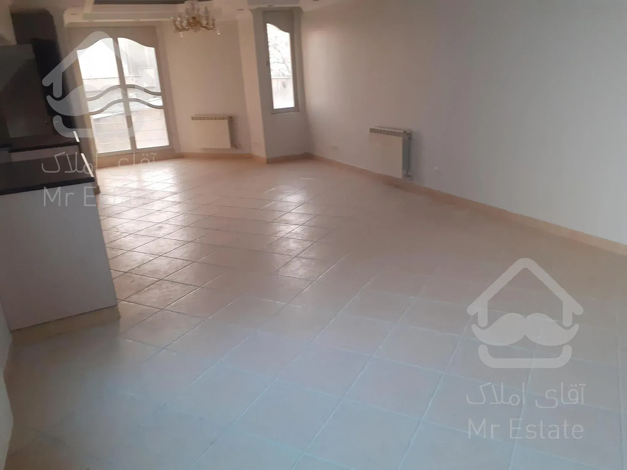 پاسداران 85 متری سند اداری