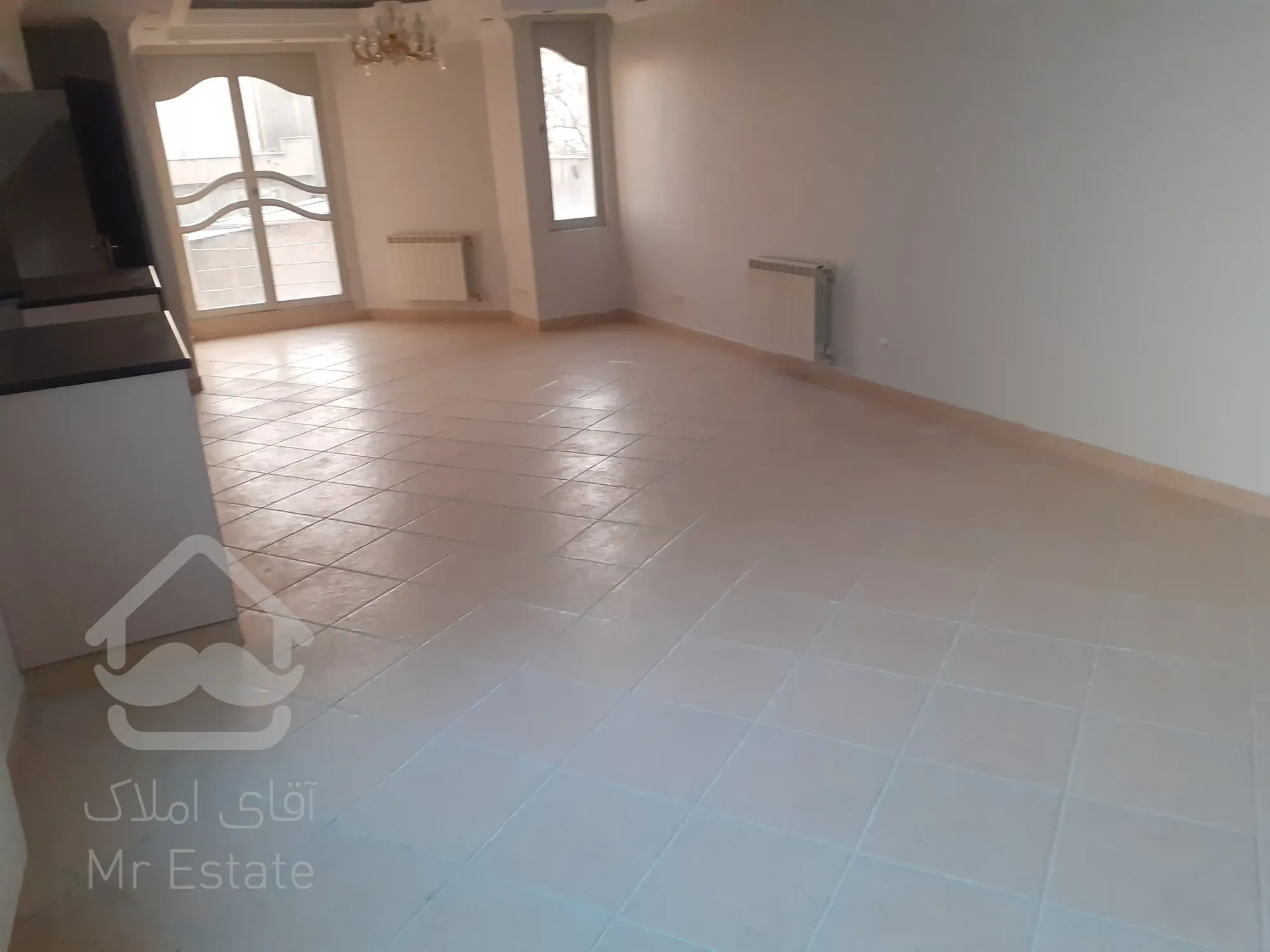 فروش 100 متری پاسداران