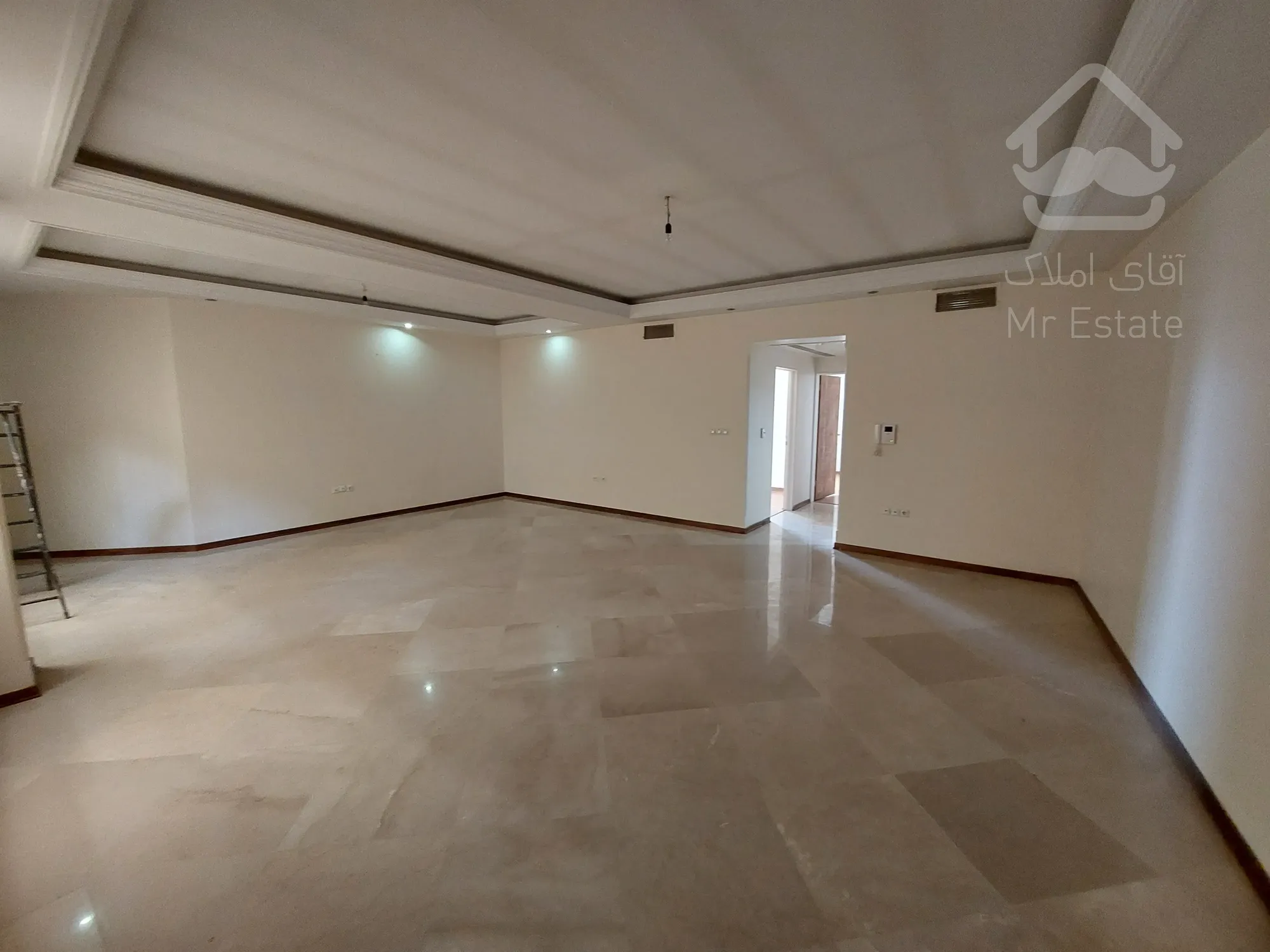 فروش 160 متری پاسداران