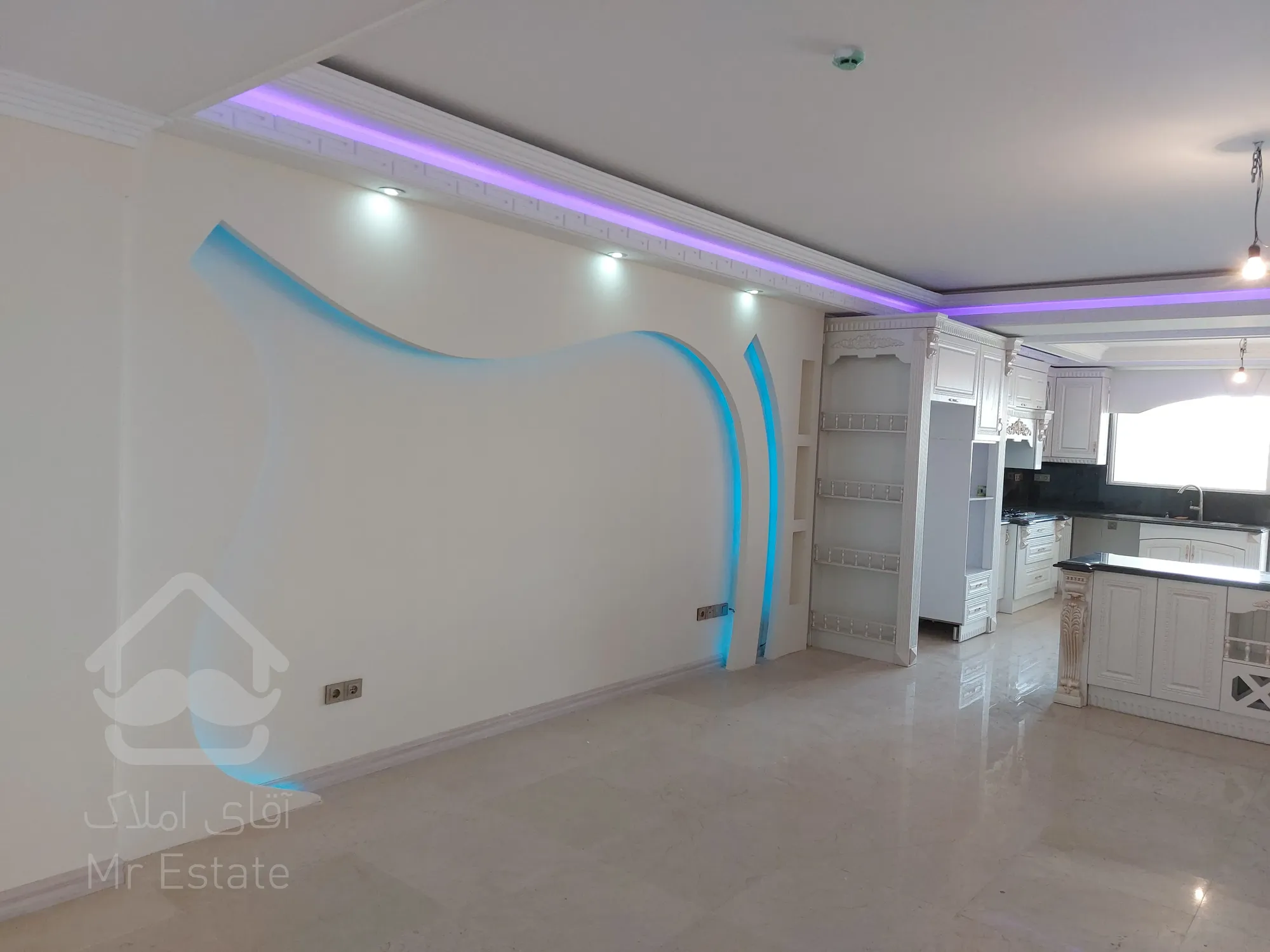 اجاره 300 متری اختیاریه