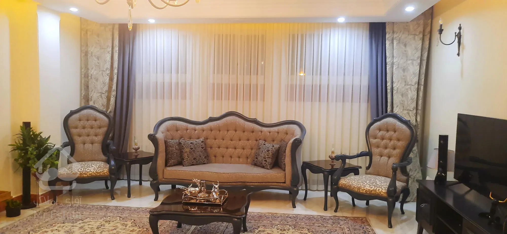 فروش آپارتمان  ۱۱۵ متری در ناژوان  باقیمت عالی