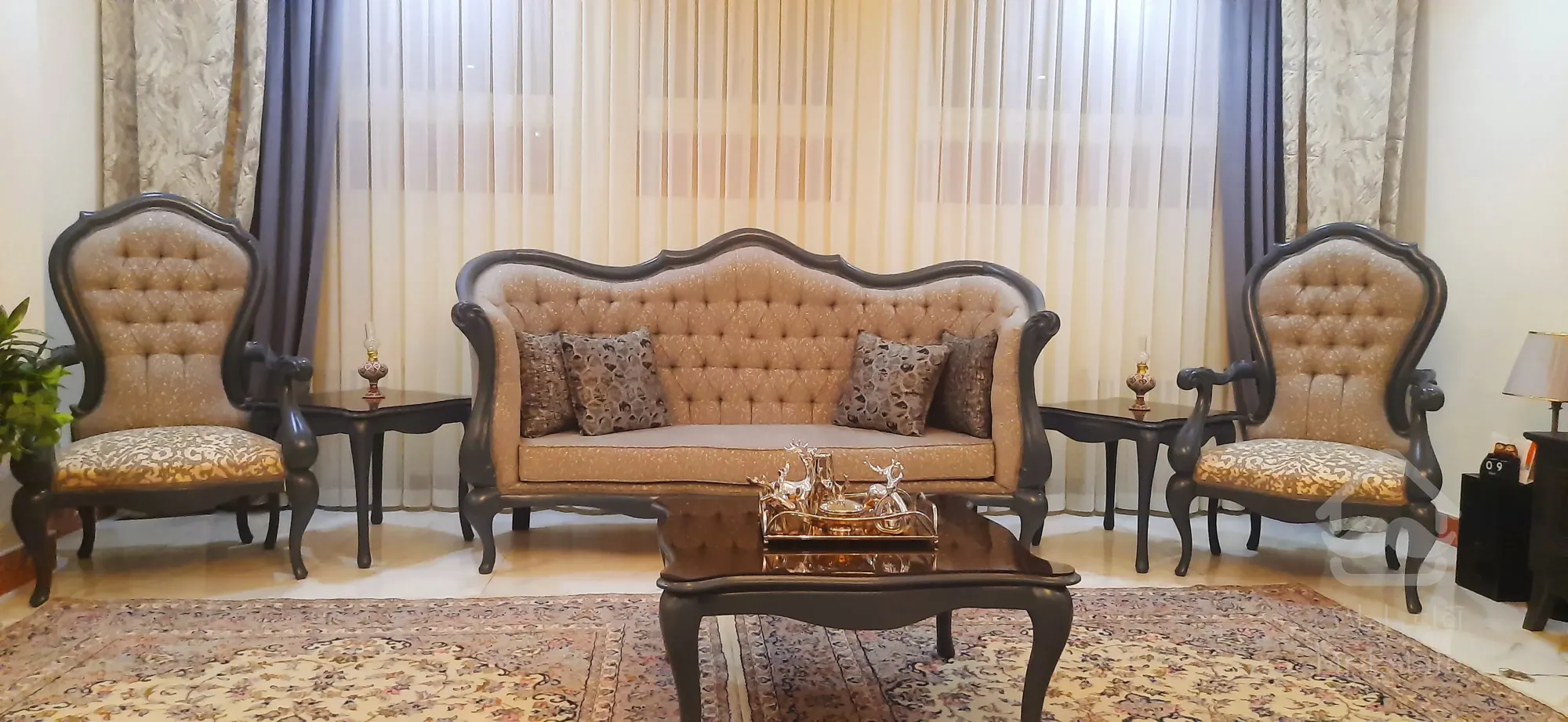 فروش آپارتمان  ۱۱۵ متری در ناژوان  باقیمت عالی