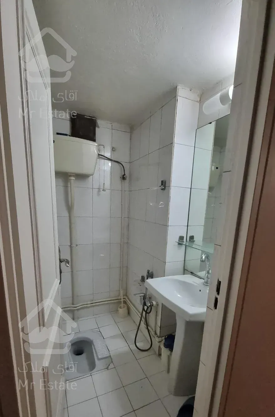 رهن آپارتمان 109 متری 17 امیرآباد از سمت کردستان