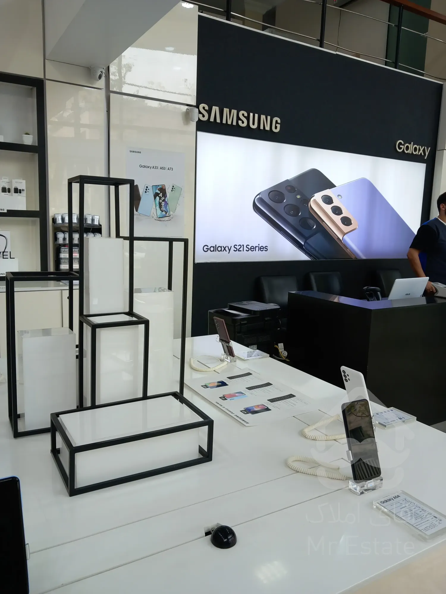 110 متری پاسداران