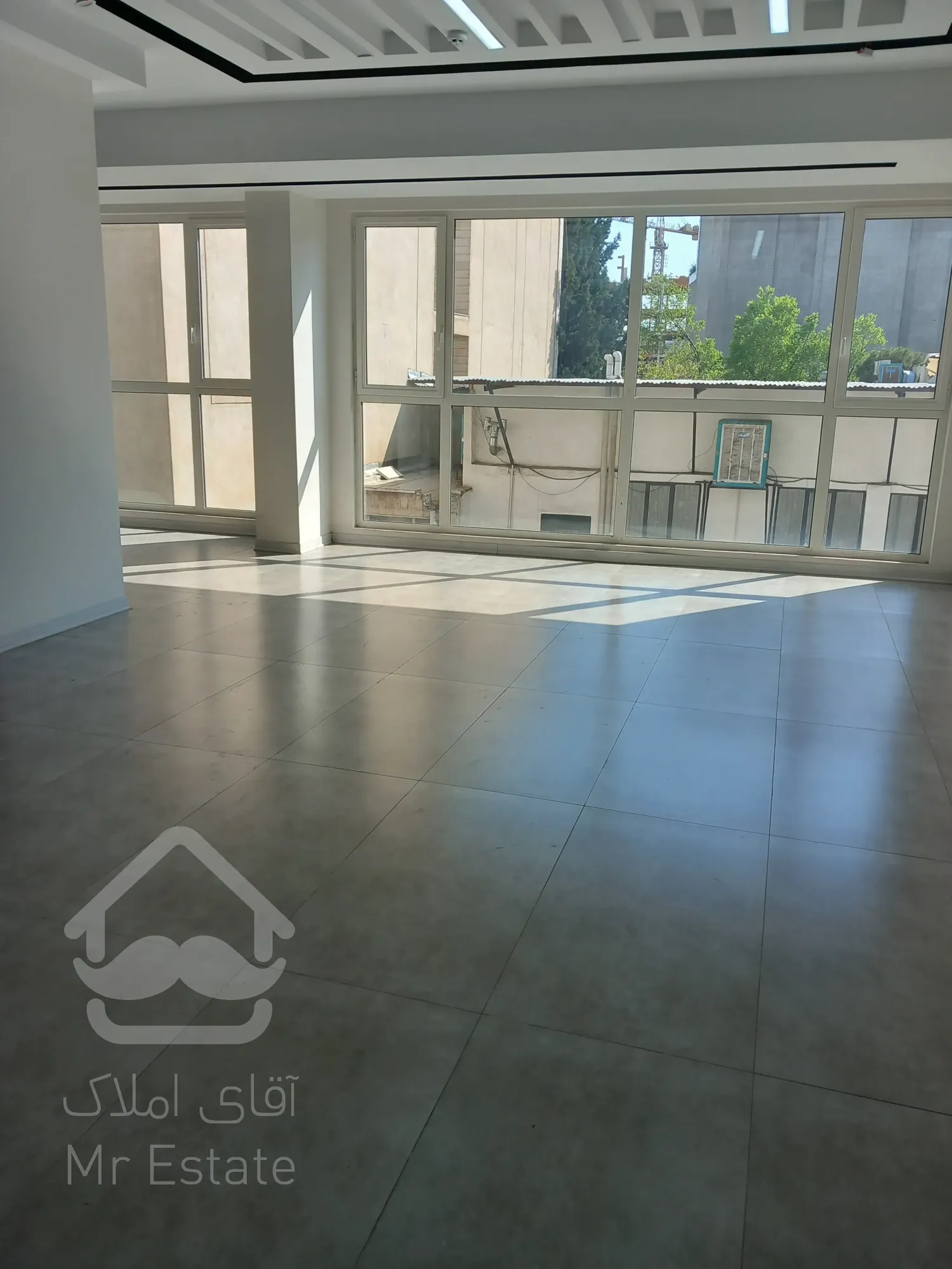 150 متر قیطریه